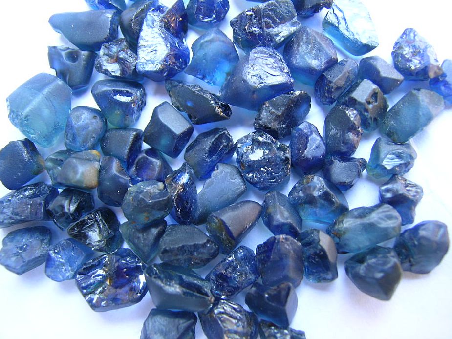 CrystalWind.ca - Sapphire | Crystals and Gems