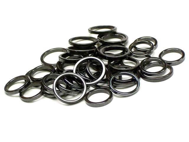 hematite rings