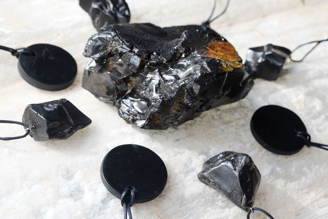 Benefits Of Wearing Shungite | Crystals, Gems, Elixirs