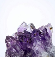 Crystal Clusters: Portals to Healing, Harmony, and Higher Consciousness