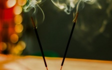 How to Make Your Own Incense for In-Home Aromatherapy